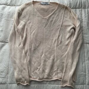 Women's V-Neck Sweater in Soft Cream